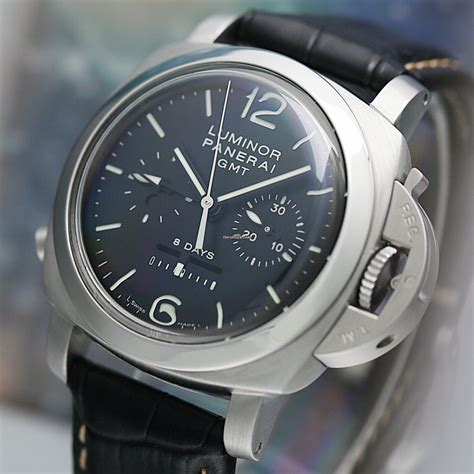 Panerai Monopulsante 8 Days Pam 275 Luminor 1950 for $9,100 .